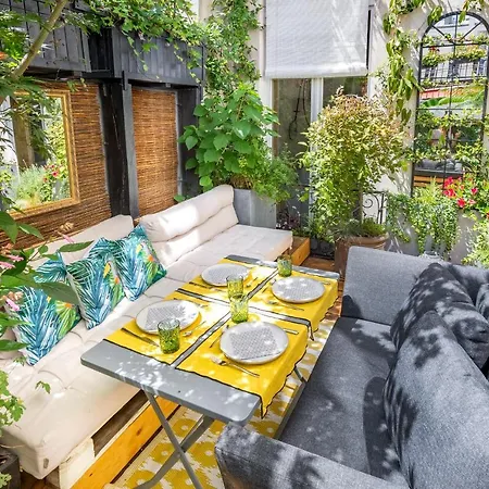 Loft With Terrace & Ac In The Heart Of 아파트