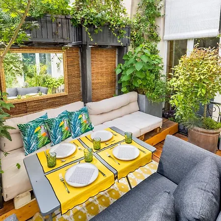 Loft With Terrace & Ac In The Heart Of * Paris