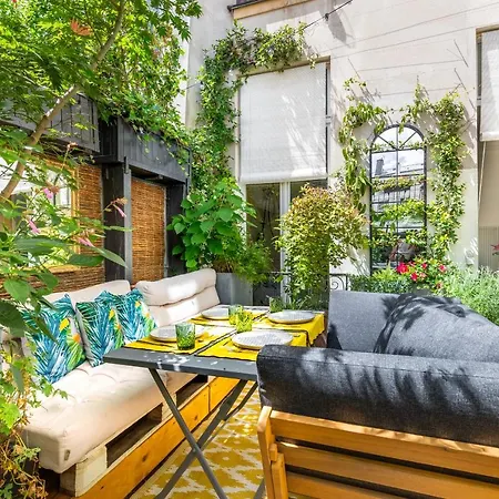 Apartment Loft With Terrace & Ac In The Heart Of Paris
