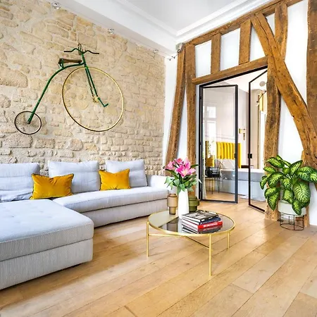 Loft With Terrace & Ac In The Heart Of Apartment *